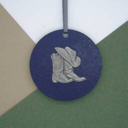 Cowboy Boots & Hat Wooden Christmas Decoration - Line Dancing Ornament Western Hanging - thumbnail 3