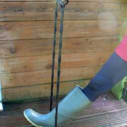 The Pamphill Tall Boot Jack - Double-Handed Wrought Iron Free-standing Puller Fully Welded Mud-Room Tool Made in UK - thumbnail 4