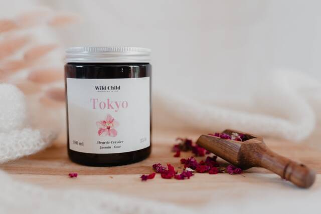 Tokyo/Natural Candle Scented With Cherry Blossom - image 1