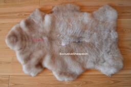 Naturai Sheepskin With Small Defects 100% Under The Cat's Dog, Schaffell, Hygge - thumbnail 1