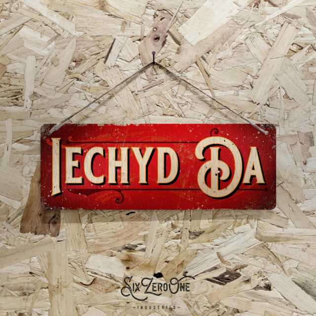 Iechyd Da Metal Sign Horizontal - Vintage Worn Look Print Welsh Wales Cymru Bar Pub Cheers Celtic Silver/White - image 1