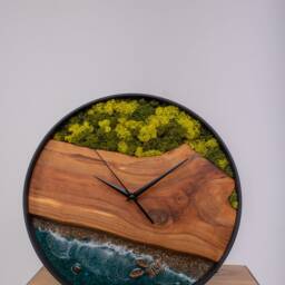 Moss & Epoxy Resin Wooden Wall Clock Beach Wave Decor - thumbnail 4