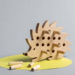 Montessori Hedgehog Toy - Wooden Dowel Pin Nesting - thumbnail 2