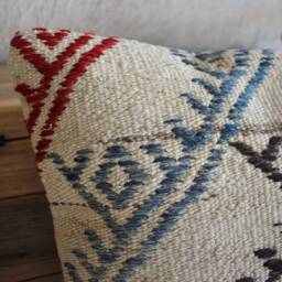 40cm Vintage Kilim Cushion Cover Handwoven - Undyed Wool Background With Tribal Motifs Brocaded - thumbnail 3