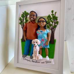 Personalized Couple Portrait With Cats, Handmade Clay Sculpture From Photo, Custom Family - thumbnail 4