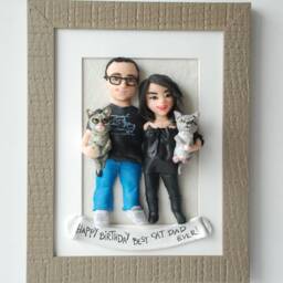 Personalized Couple Portrait With Cats, Handmade Clay Sculpture From Photo, Custom Family - thumbnail 3
