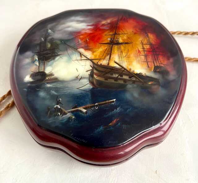 Russian Vintage Lacquer Box - Fedoskino Casket Aivazovsky Hand Painted Miniature Naval Battle Frigate Sailboat 2009 - image 1