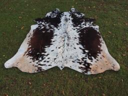 Cow Hide Rug - Brown & White Tricolor Cowhide Brazilian Leather Area Hair On Skin For Home Decor - thumbnail 1