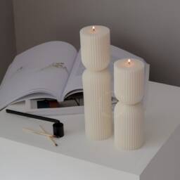 Roman Hourglass Soy Candle Ribbed Vegan Home Decor - thumbnail 3
