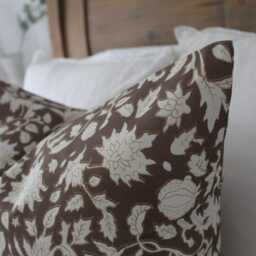 Floral Farmhouse Cushion Cover Brown & White Cotton Throw Pillow 55x55cm - thumbnail 2