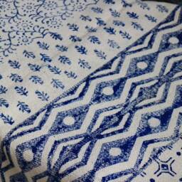 Handwoven Block-Printed Cotton Rug Blue & White Indian Design - 3 X 5 Ft - thumbnail 2