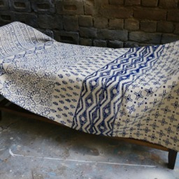 Handwoven Block-Printed Cotton Rug Blue & White Indian Design - 3 X 5 Ft - thumbnail 3