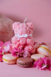 Handmade Rose Bear Soy Wax Candle - Romantic Gift, Valentine's Day, Home Decor - thumbnail 1