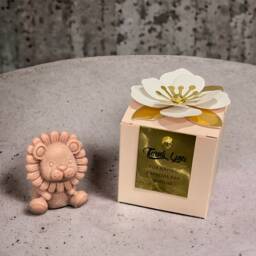 Mini Lion Scented Candles - Baby Shower Favours Christening Birthday Party Gifts - thumbnail 2