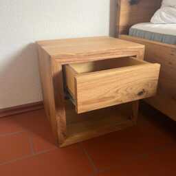 Solid Wood Bedside Table in Oak & Walnut, Modern With Wooden Or Metal Legs, Individually Customizable, Made-To-Measure Nightstand - thumbnail 2