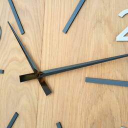 Large Oak Wall Clock With Stone Numbers, Clock. Modern Aksel Wood Black & Gray, Unique Clock, Silent - thumbnail 3