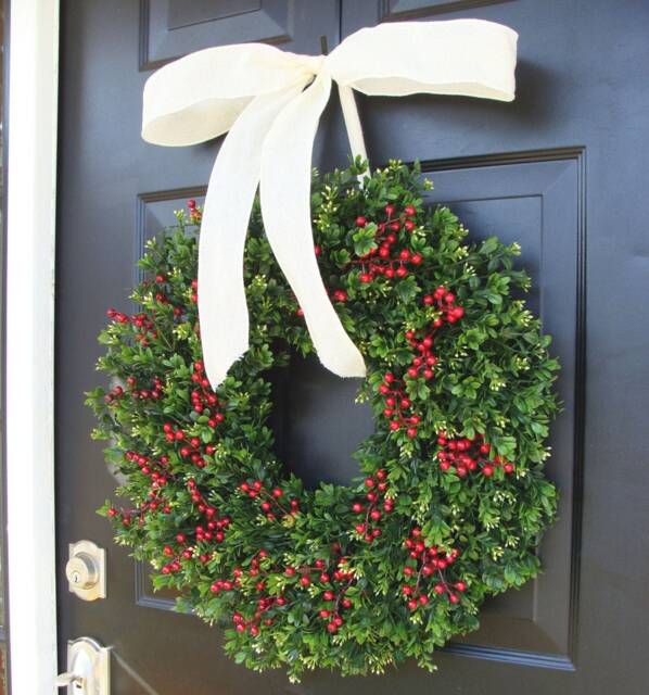 Weatherproof Boxwood & Berries Christmas Wreath All Holiday Decor - image 1