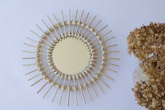 Wicker Mirror, Sunburst Wall Round Room Miroir Soleil, Miroir En Osier, Pajupeili, Rieten Spiegel, Espejo De Mimbre - image 1
