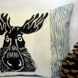 Moose Pillow Woodland Wood Grain Print, Hand Carved - thumbnail 3