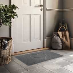 Heart Doormat Embossed Textured PVC Coil Spaghetti Indoor Outdoor - thumbnail 2