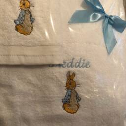 Peter Rabbit Bath Towel Gift Set Beatrix Potter/ Personalised Towel Set/ Rabbit Towels/ Name Towels - thumbnail 3