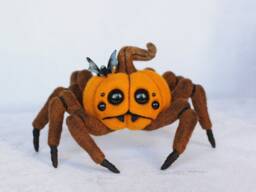Needle Felted Halloween Pumpkin Spider Spooky, Wool Decor, Creepy Monster
