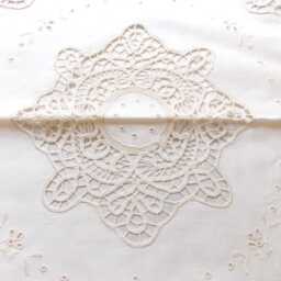 Cushion Cover Hand-Embroidered Renaissance Lace With Ecru Laces - thumbnail 2