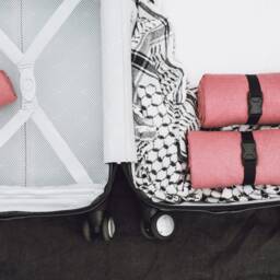 Linen Travel Towel - Pink Small Waffle Weave, Lightweight & Compact - thumbnail 2