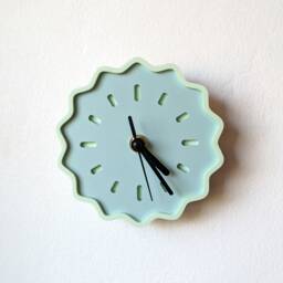 Mini Fluted Geometric Acrylic Wall Clock - thumbnail 2
