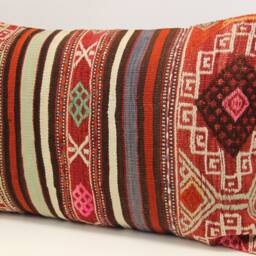 Turkish Kilim Lumbar Pillow Cover - 16x24 Inch - thumbnail 3