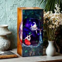 Pre-Order Little Hollow Knight Resin Lamp - Handmade Led Night Light - Silksong Decor Gift Gaming Desk For Indie Game Fans - thumbnail 2