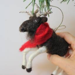 Christmas Tree Decoration-Needle Felted Moose-Handmade Christmas-Brown-Red-Felt Animal-Christmas Moose - thumbnail 2