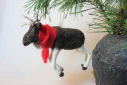 Christmas Tree Decoration-Needle Felted Moose-Handmade Christmas-Brown-Red-Felt Animal-Christmas Moose
