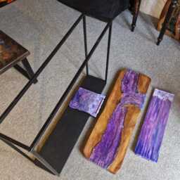 Resin Waterfall Console Table With Amethyst - thumbnail 4