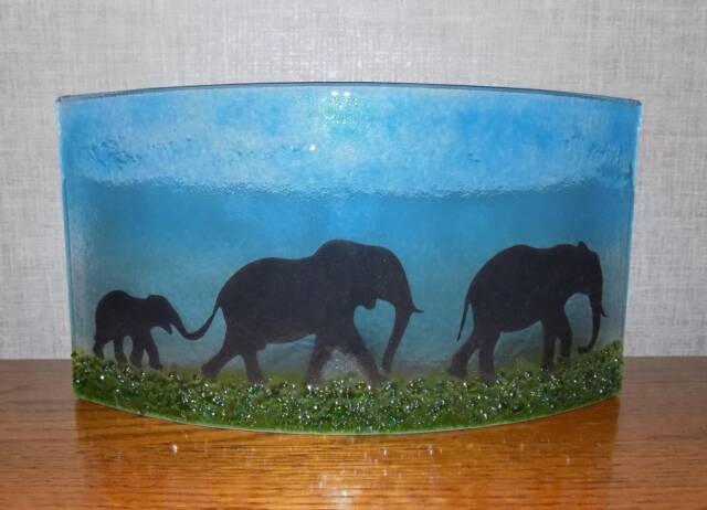 Beautiful Glass Fused Curved Tea Light/Candle Shade - Elephant Scene Great Gift For Fans Home Decoration - image 1