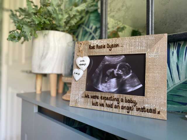 Miscarriage Angel Baby Gifts - Personalised Photo Frame 6x4 - image 1