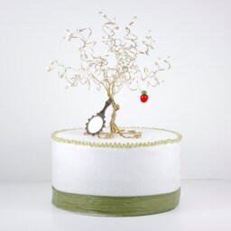 Snow White Wire Art Tree Sculpture Or Wedding Cake Topper - thumbnail 2