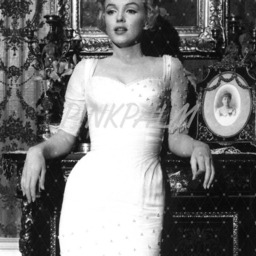 Marilyn Monroe - Wall Tapestry Tapestry Hangings Wanderlust Bohemian Home Decor Dorm T#73 - thumbnail 3