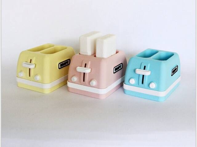 Retro Toaster Soap Dish - image 1