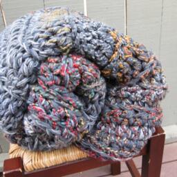 Crochet Blanket in Gray & Rainbow - thumbnail 3