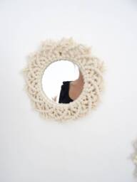 Small Round Wall Mirror in Macram??, Handmade For Decoration Kinfolk