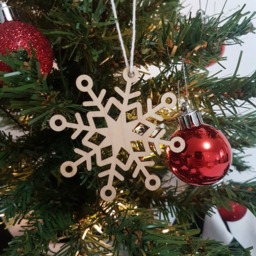 Maple Wood Snowflake Christmas Ornament, Personalized Decoration - thumbnail 2