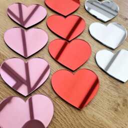 Mini Heart Mirrors X 4 Bundle - Wall Art Dopamine Decor Love Handmade Heart - thumbnail 3
