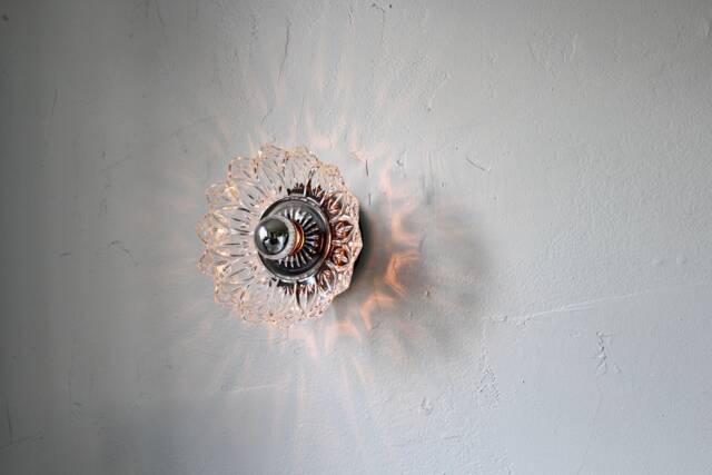Sconce Lamp, Vintage Federal Glass Clear Flower Plate Shade, Flush Mount Wall Or Ceiling Lighting Fixture, Wire in Plug In, Bulb Included - image 1