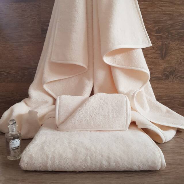 Ivory Egyptian Cotton Bath Towels Plush, Custom Size & Embroidery - image 1