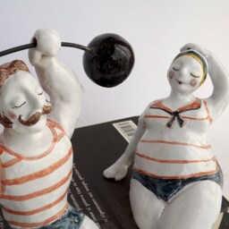Circus Strongman Cs/01 -Statuetta in Maiolica - thumbnail 4