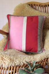 "Timeless Pink Cushion ""Bayadere" - thumbnail 1