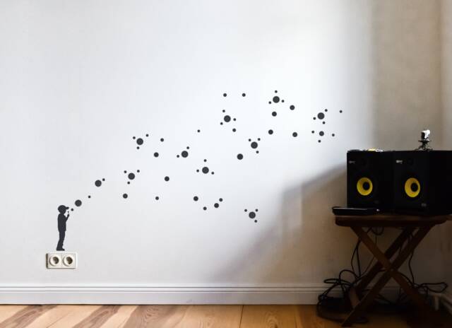 Wall Decal Soap Bubble Boy With 130 Dot Stickers, Kids Room Dots & Nursery Decor, 1 - Or 2-Coloured in 35 Colours, Banksy Style - image 1
