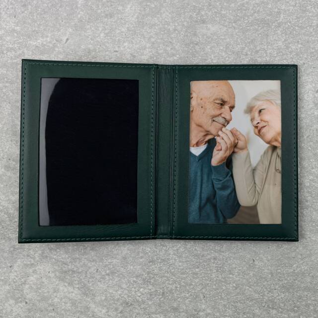 Personalised 2 Folding Leather Travel Photo Frame 5x3.5 - Portable Picture Frame, Foldable Family Photos - image 1