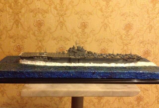 Us Ww2 Essex Carrier Class Model With Diorama - image 1
